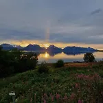 בית נופש Lyngenfjord View *
