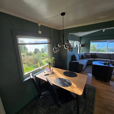 Lyngenfjord View Σπίτι διακοπών Engnes