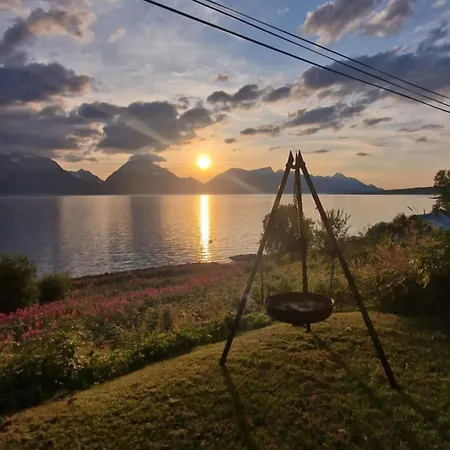 Lyngenfjord View Σπίτι διακοπών Engnes